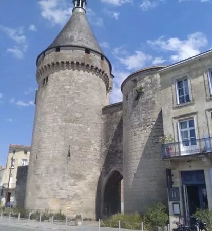 Tor Von Libourne