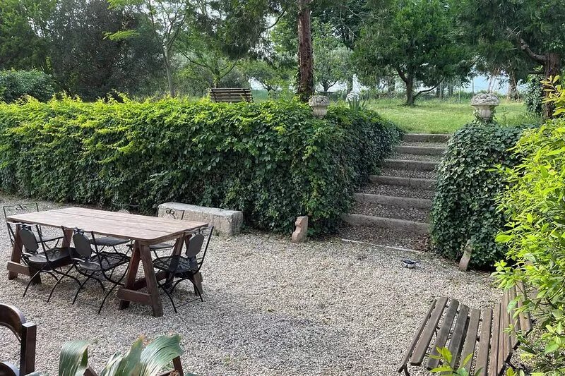 Apartment in villa with garden