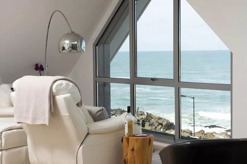 The Penthouse Fistral Beach -  an apartment overlooking Fistral Beach