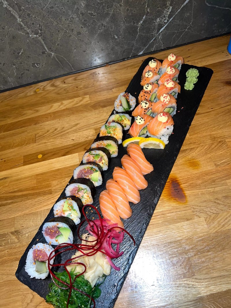 Esa Sushi
