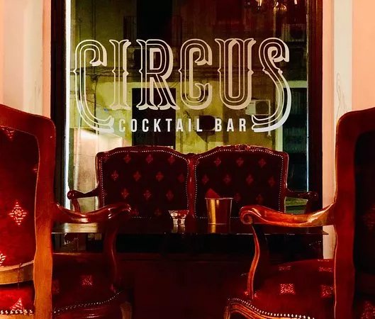 Circus Cocktail Bar