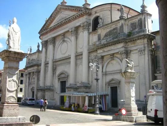 Piazza Liberta