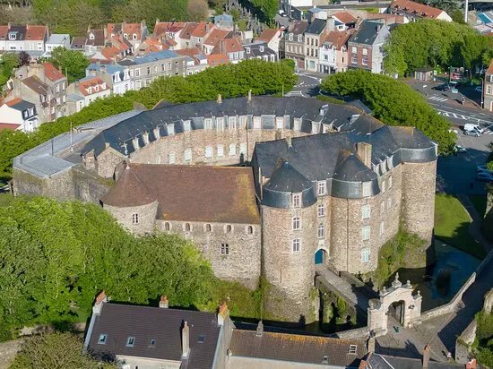 Chateau Comtal Musee de Boulogne-sur-Mer