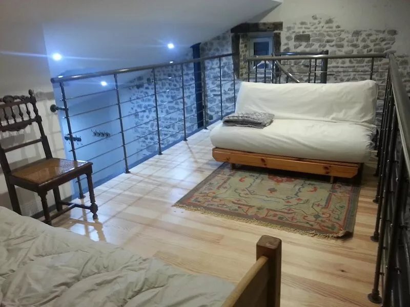 3 *** comfortable cottage near Vichy 4 to 5 people in Châteldon (63)