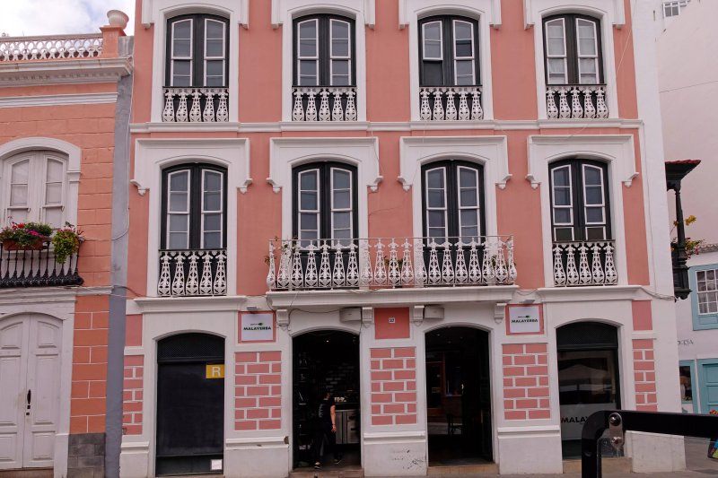 Calle Anselmo Perez de Brito