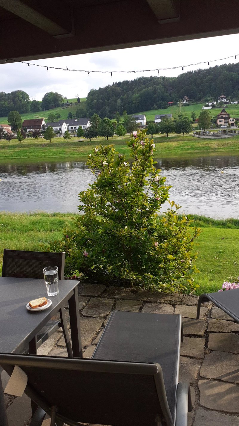 Apartment 1 - Half-timbered house directly on the Elbe with a view of the Elbe