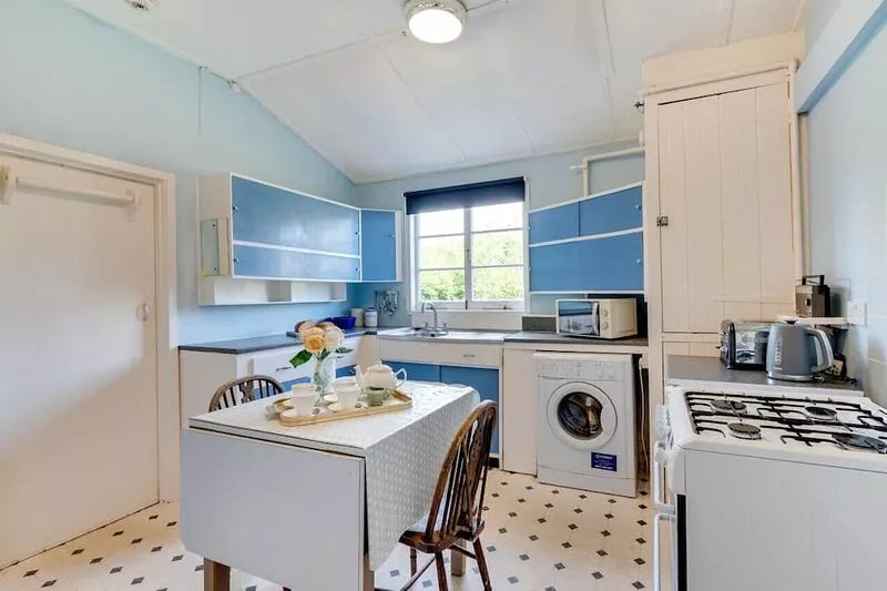 22 Ballard Estate - Three Bedroom House, Sleeps 6