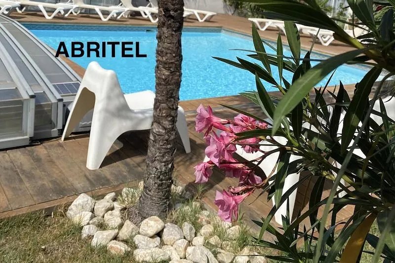 VILLA 250 m² with swimming pool near the Cap d'Agde