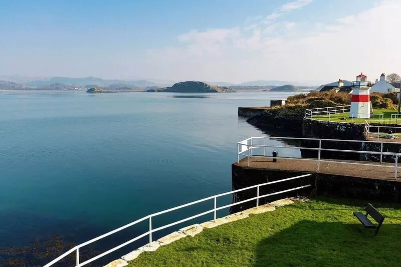 NEW SUMMER 2023 - Cairnbaan, an inviting cottage, canal views, pet friendly