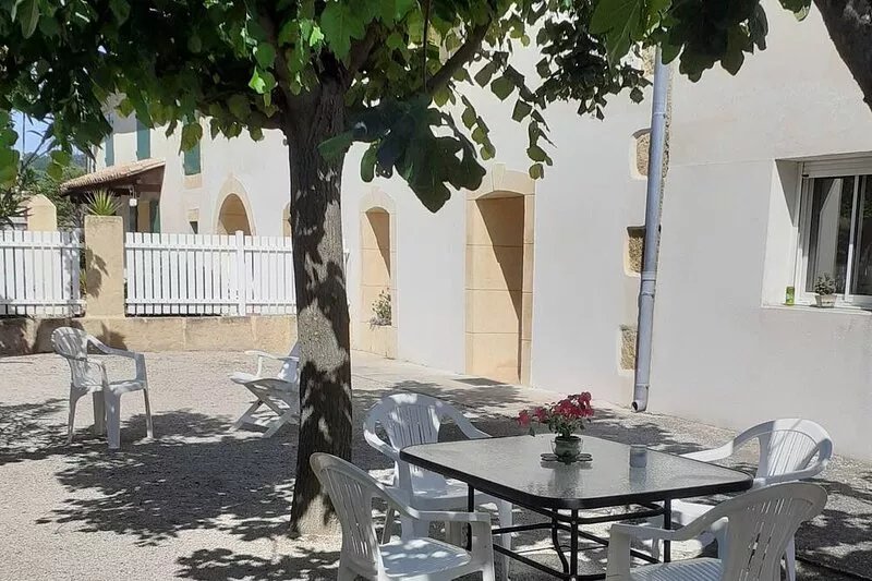 Gite in Provencal farmhouse from the early eighteenth century