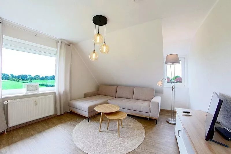 MU32a Top floor with garden area - MU32a Top floor