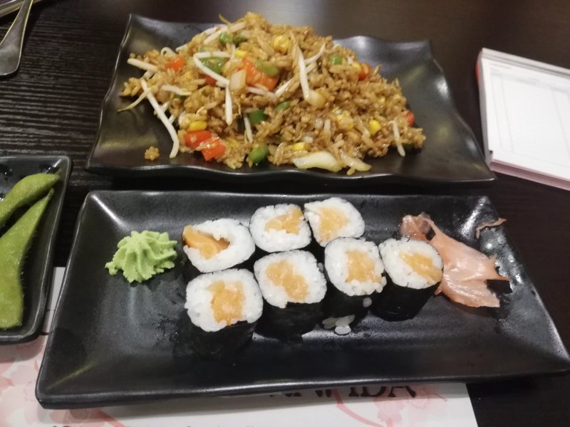 Restaurante Buffet Libre Sushi Mon