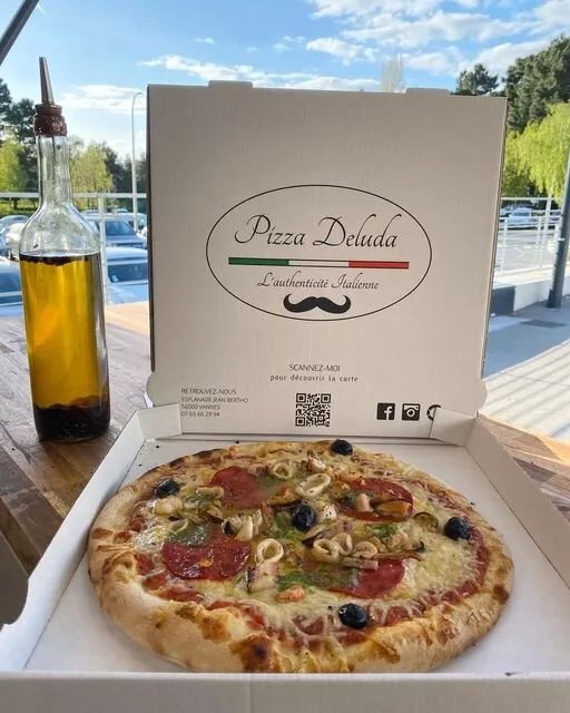 Pizza Deluda