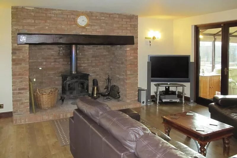 4 bedroom accommodation in Dumpling Green, near Dereham