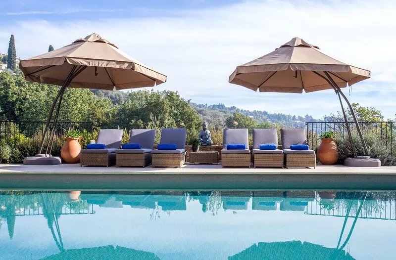 Magnificent Villa With Pool Enjoying Idyllic Views Of Town.