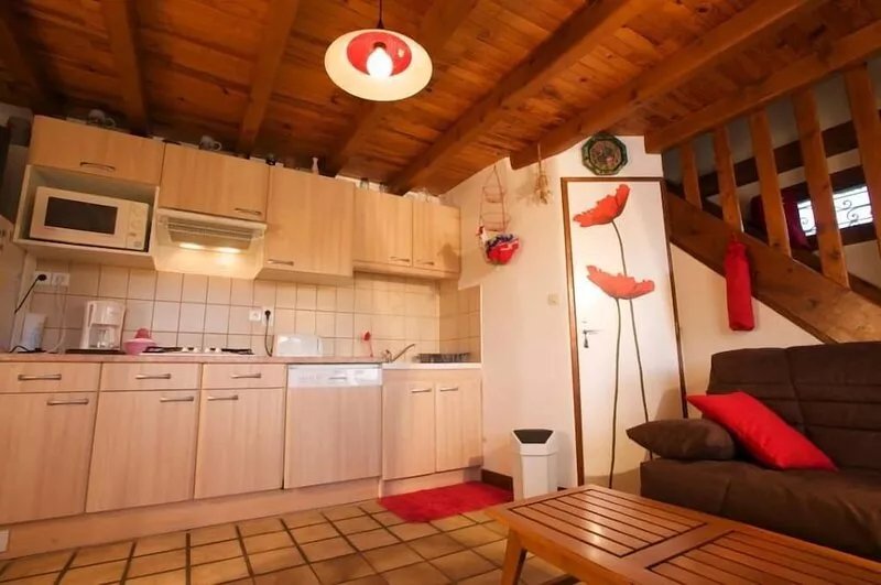 Seasonal rental summer winter