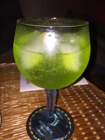 NiCANOR Vinos, Cafe & Copas