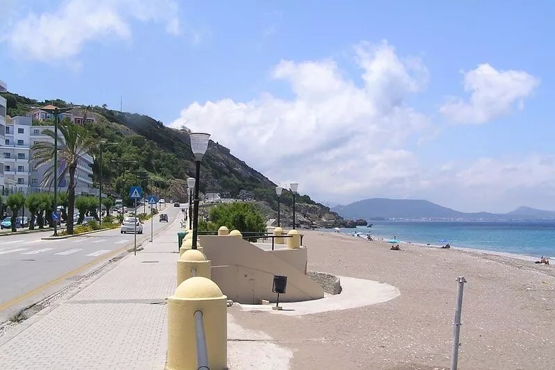 New modern and cosy apartment in the city center 150 meters from the sea.