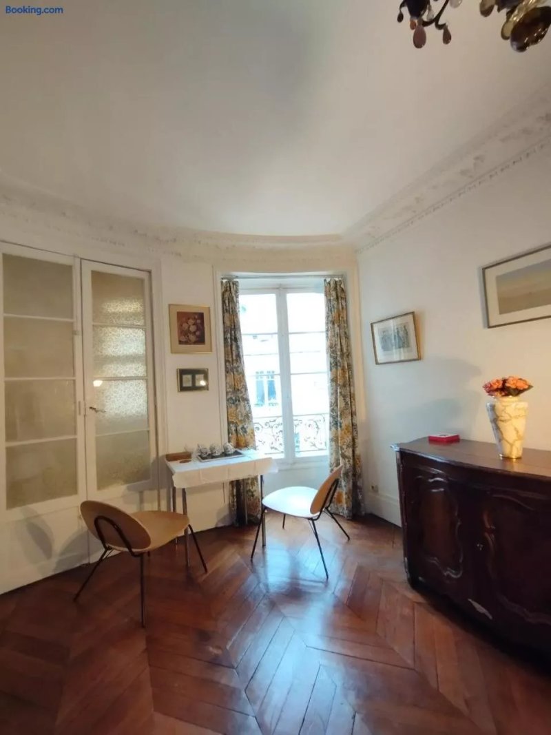 Chambre Spacieuse - Trocadero