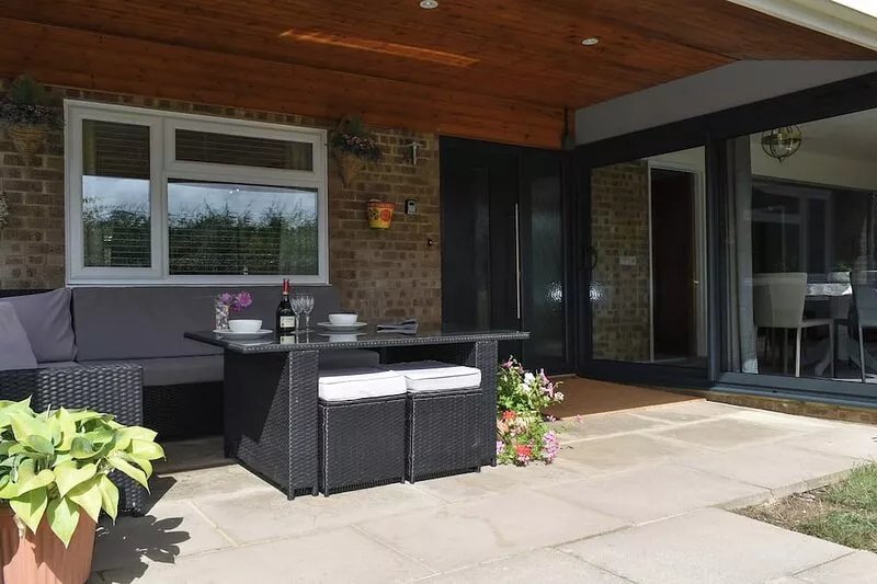 4 bedroom accommodation in Old Newton, near Stowmarket
