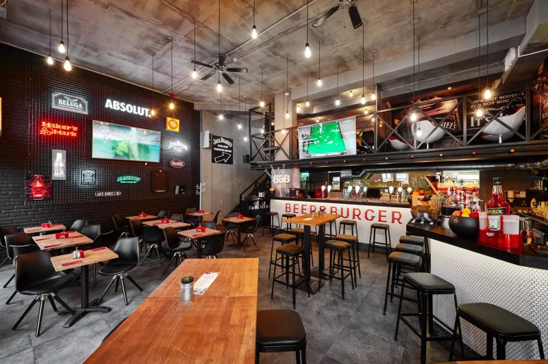 Beer & Burger Cocktail Bar