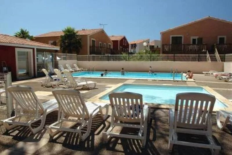 APARTMENT 34 m2 - 4 pers. - Swimming pool & Private parking
