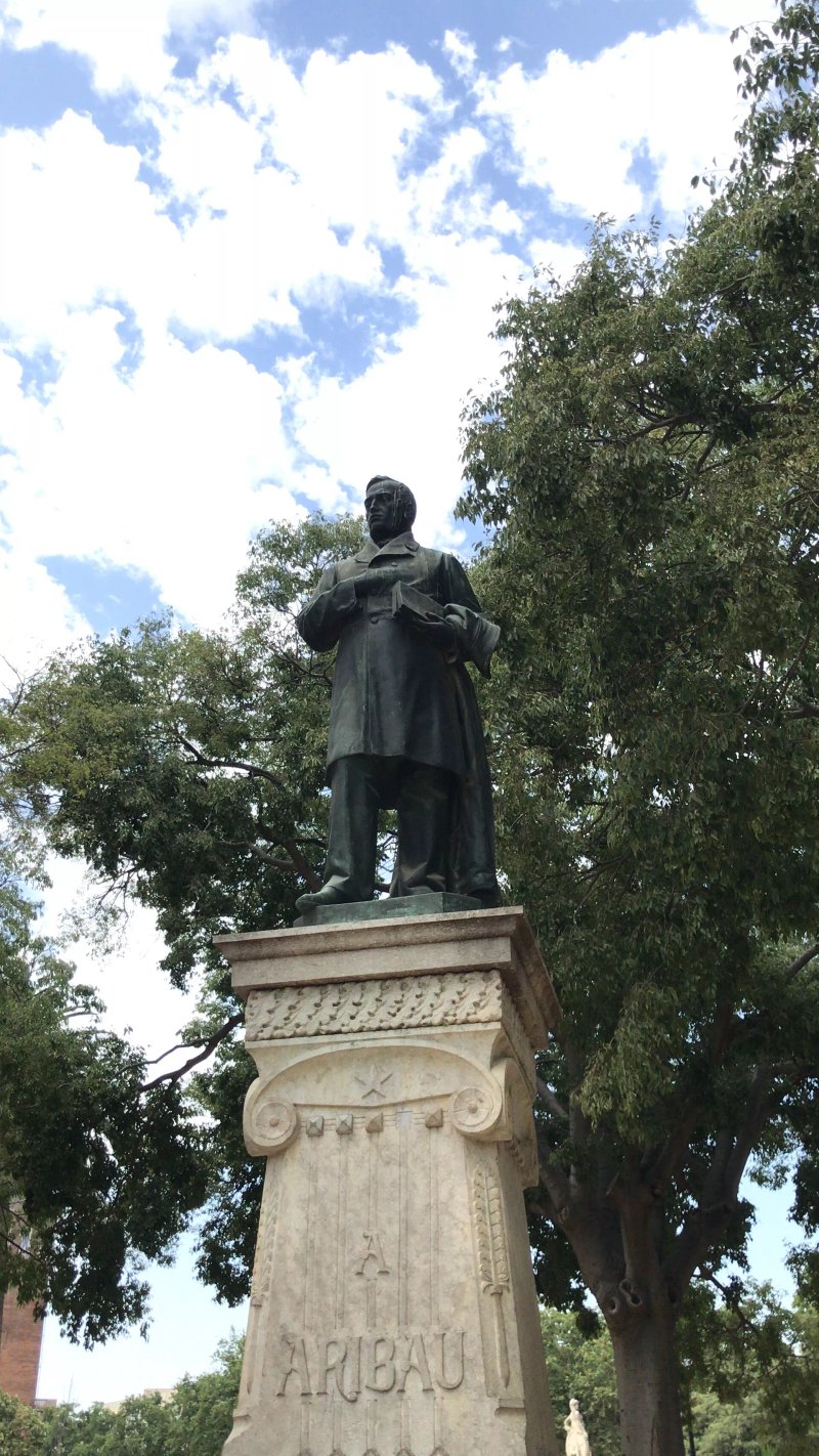 Estatua De Bonaventura Carles Aribau