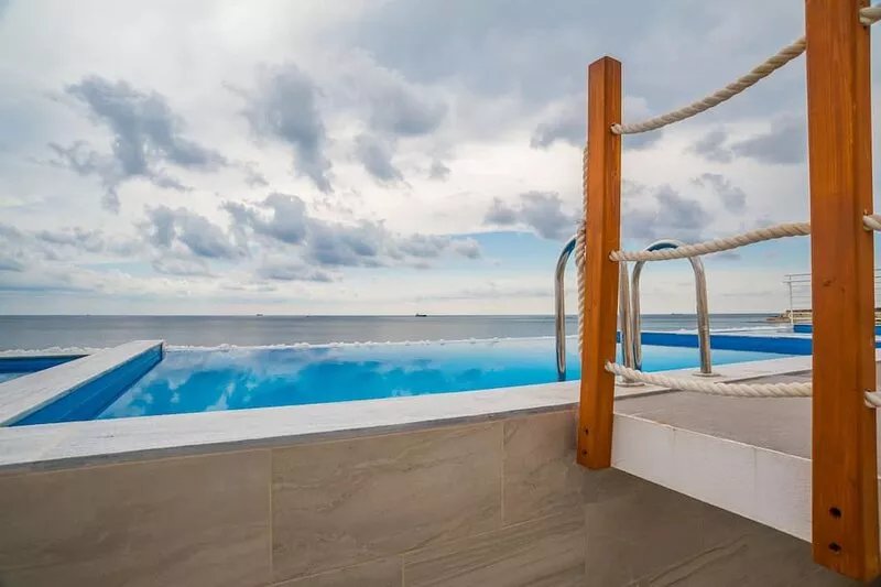 Stylish Sky villa with private pool and unobstructed sea view - The Waterfront