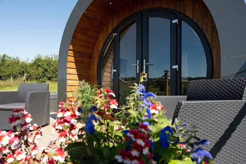 Bedwen -  Glamping pod with Hot Tub sleeping 2 guests