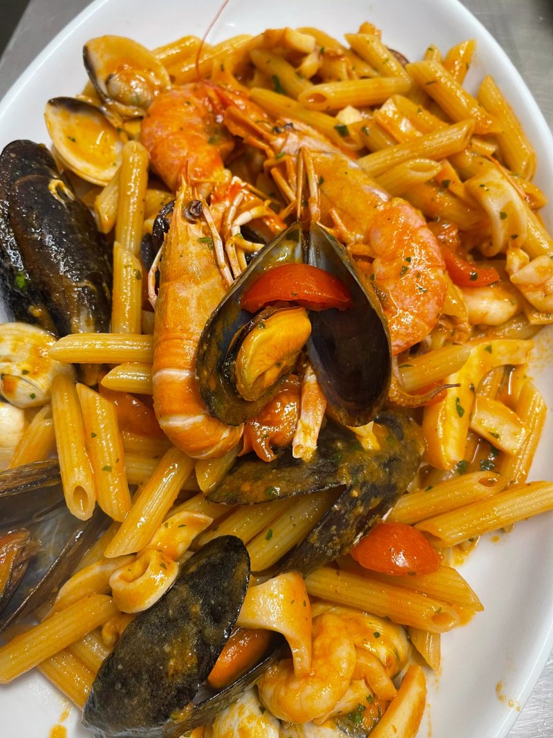 Moonlight Bar & Pizzeria Ristorante