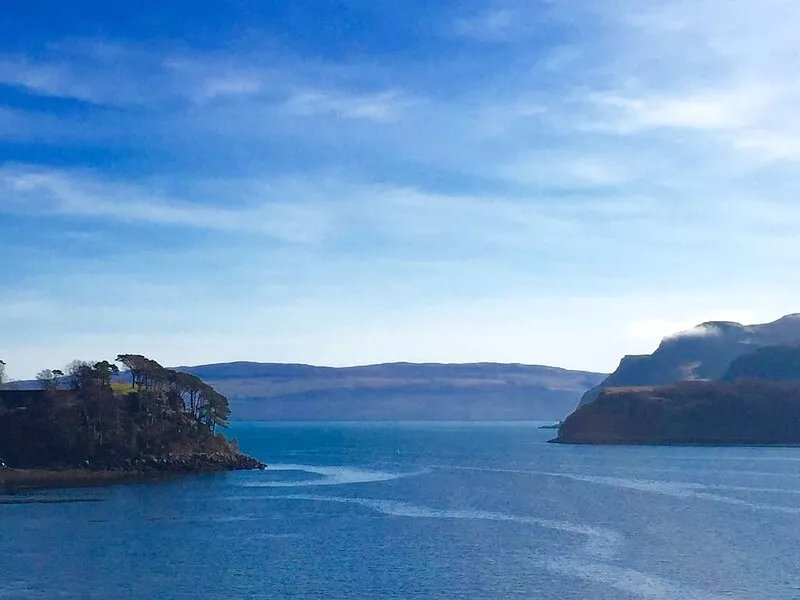 Lovely sea and mountain views, spacious Portree home