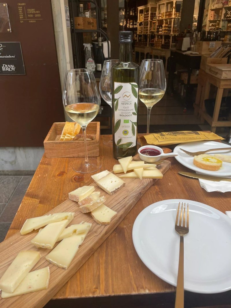 Lo Schiaccianoci Bottega e Enoteca