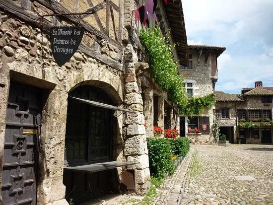 Cite Medievale De Perouges