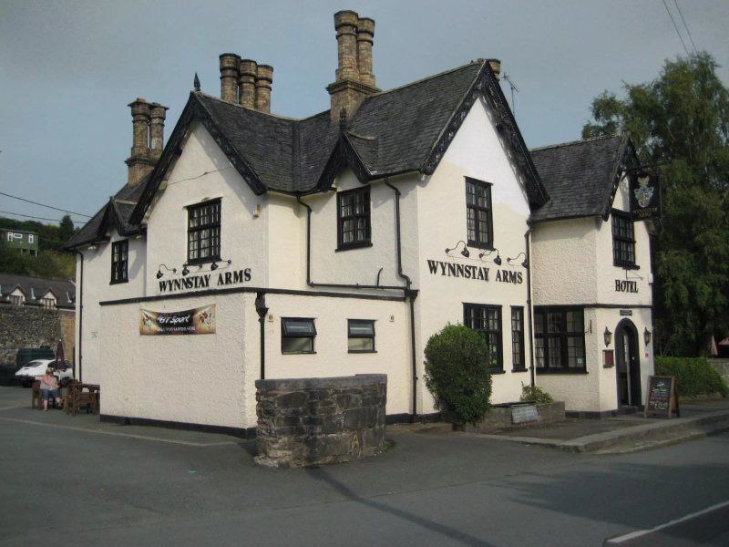 The Wynnstay Arms Hotel