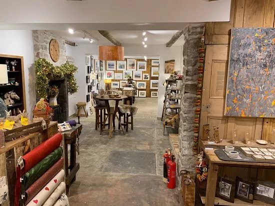 Bumblebee Gallery: Art Gallery, Home Interiors & Gift Shop