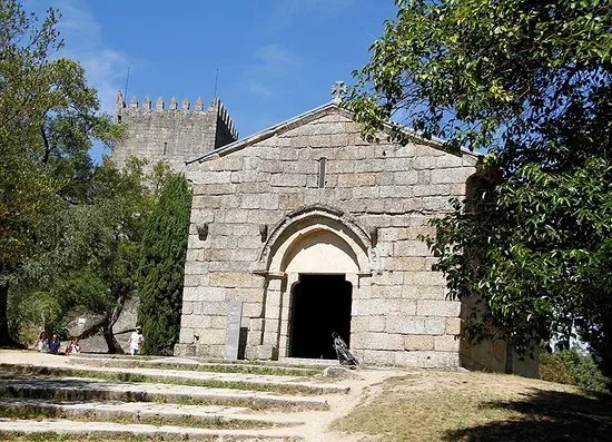 Igreja de Sao Miguel do Castelo