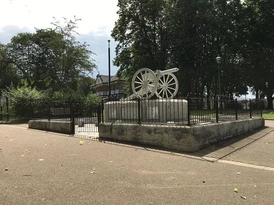 HMS Doris Boer War memorial