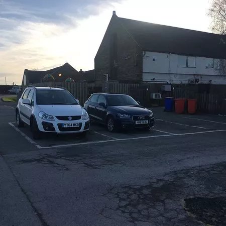 Moorlandscrowncarvery