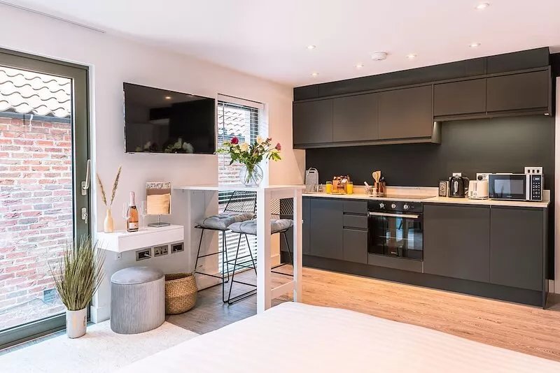 Bootham Row Escape -  a couples retreat that sleeps 2 guests  in 1 studio