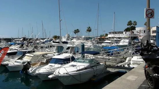 Club Nautico Puerto Colon