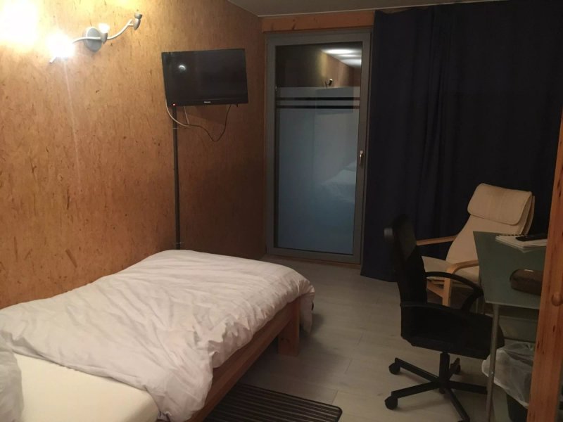 Hotel Vicinity