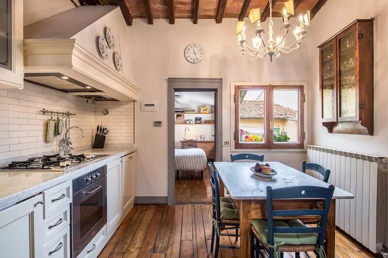 Romantic  Apartment in the Hearth of Florence
