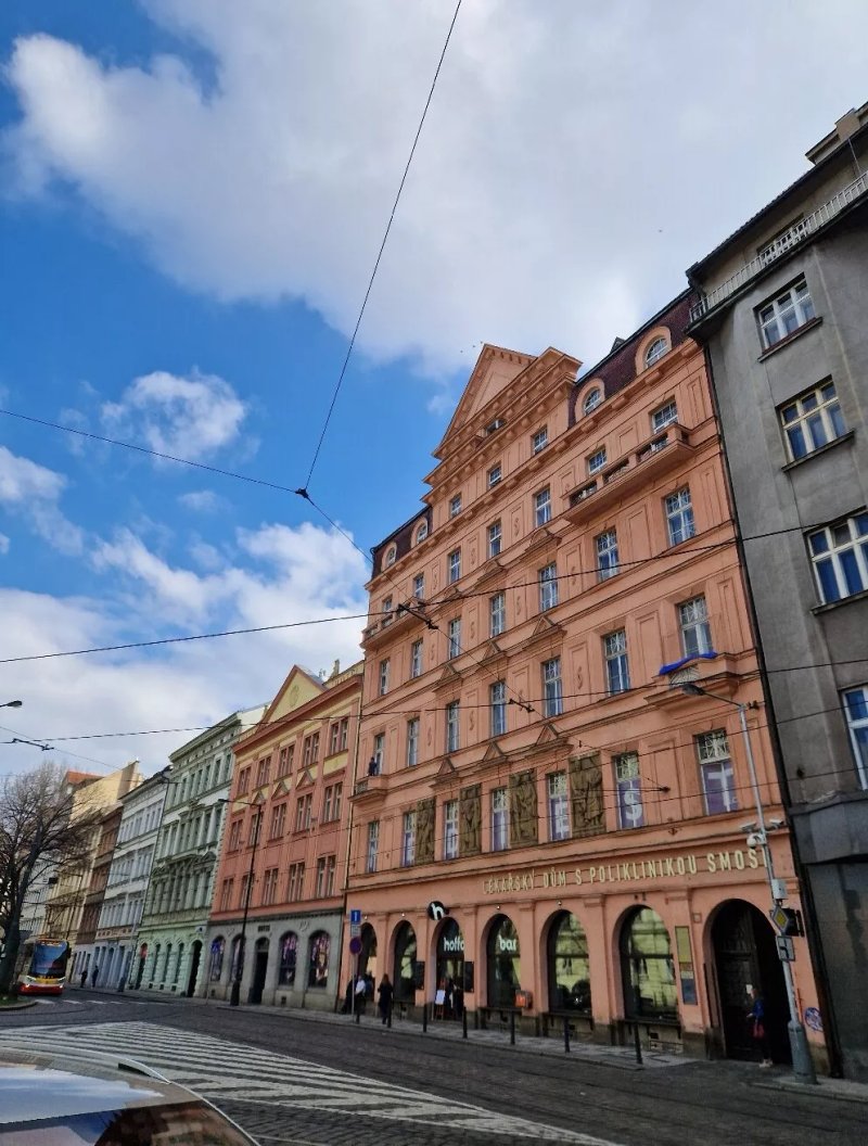980 Senovazne Namesti Building