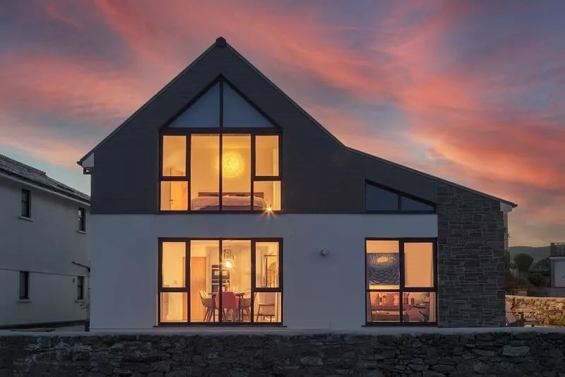 Kilravock is a modern, luxury coastal family holiday home which has been