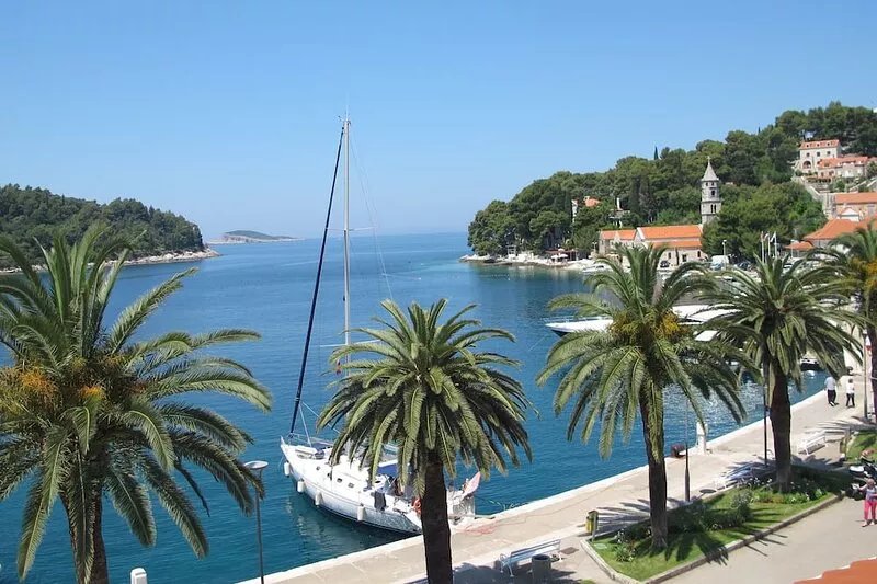 Renovated Apartment In The  Stone House In The Centre Of Old Cavtat