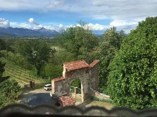 Centovigne - Cantina del Castello di Castellengo