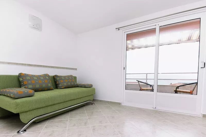 One bedroom apartment with balcony and sea view Podgora, Makarska (A-2714-d)