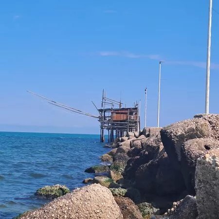 Pontile Sul Porto Di San Vito