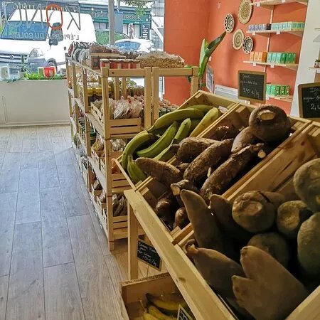 Konu L'Epicerie Du Soleil