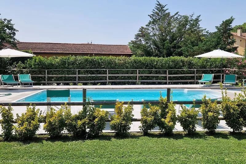 PRIVATE POOL AGRITURISMO FATTORIA LA PIEVE -VILLA FRANTOIO 8 km from Pisa